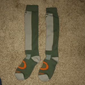 Gently used Womens Burton snow socks.